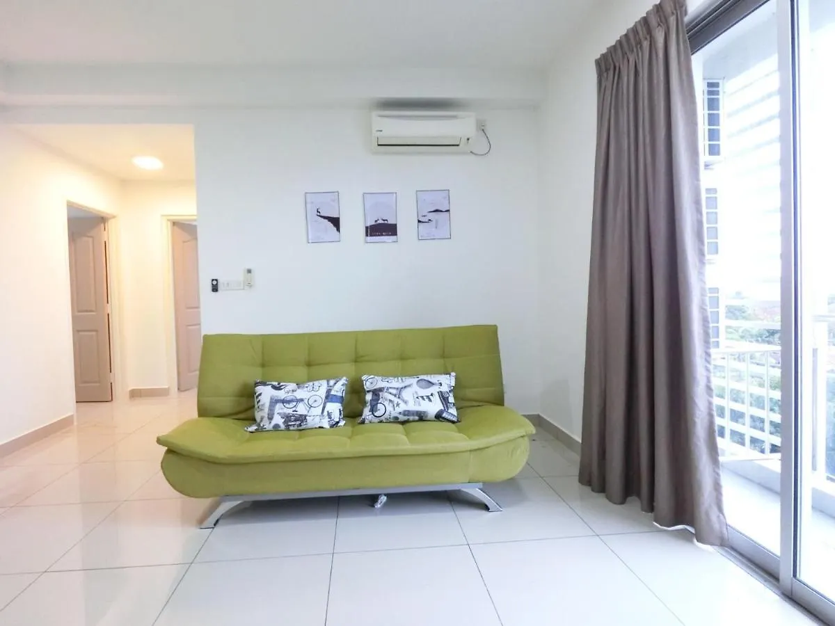 Comfortable Home X Austin Suites @ Mount Austin Johor Bahru 0*,